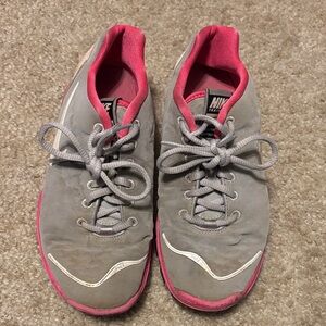 Nike Women’s Gray and Pink Athletic Training Sneakers
